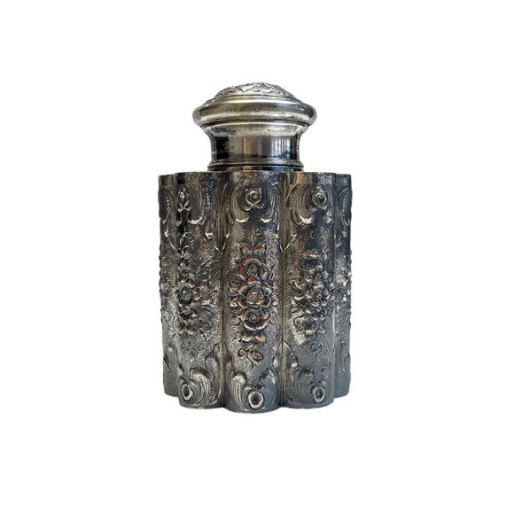 Sheffield Other - Antique Sheffield 66 Repousse Silver Plate on Copper Scallop Tea Caddy Container
